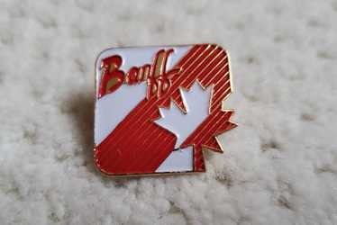 Red And White Enamel On Heart Shaped Silver Metal Canadian Flag Pin For