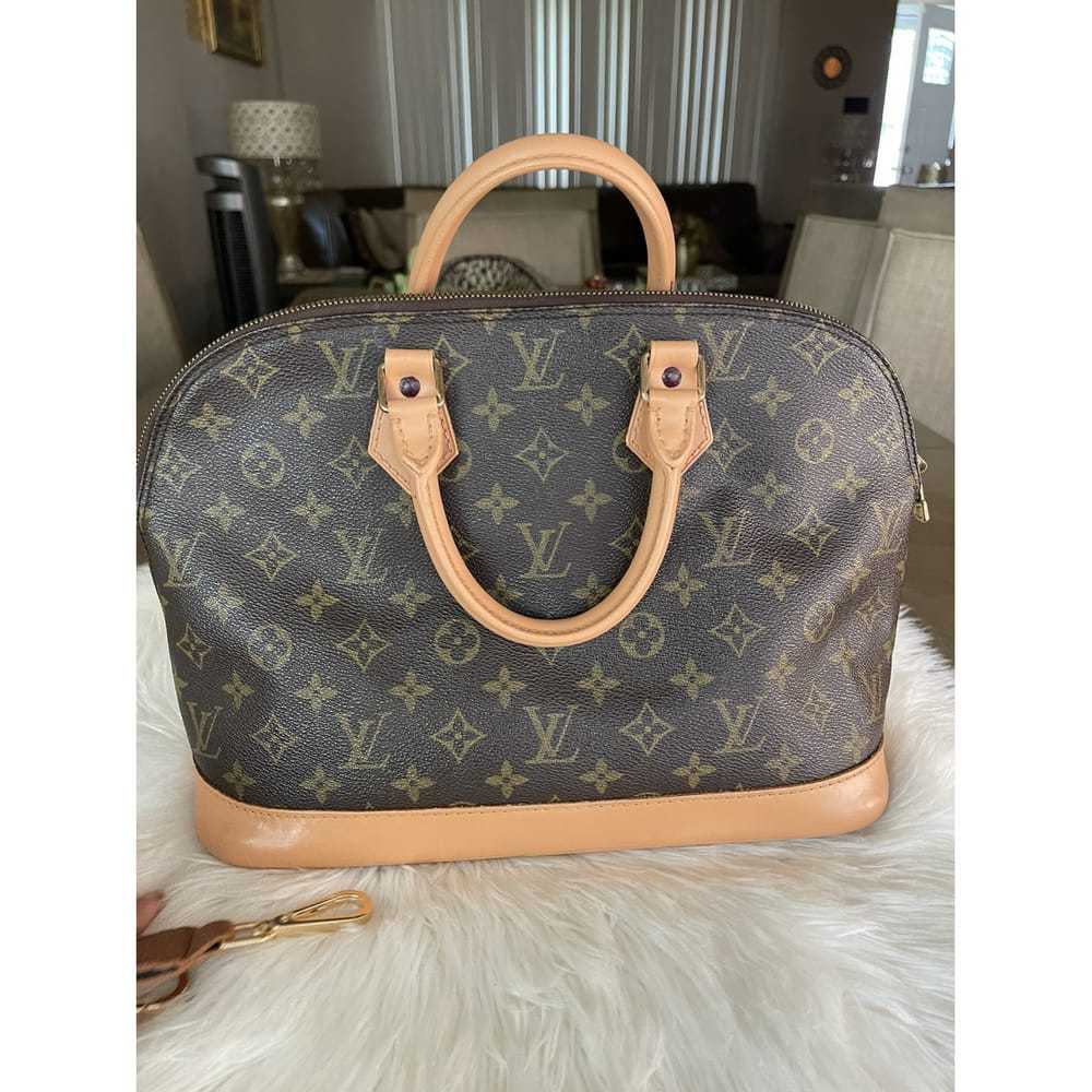 Louis Vuitton Alma leather handbag - image 3