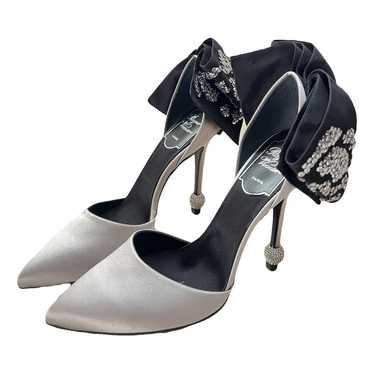 Roger Vivier Cloth heels