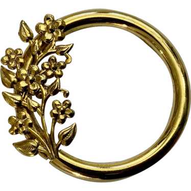 Gold Tone Floral Gold Tone Circle Brooch Pin - image 1