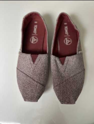 Toms TOMS W9