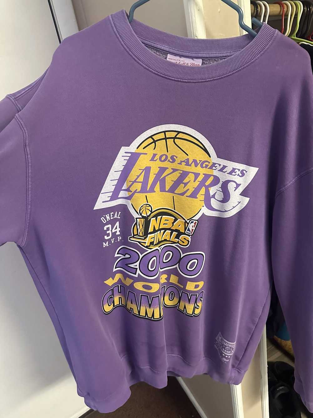LA Lakers Lakeshow Los Angeles Classic Mitchell & Ness Black T Shirt Sz. XL