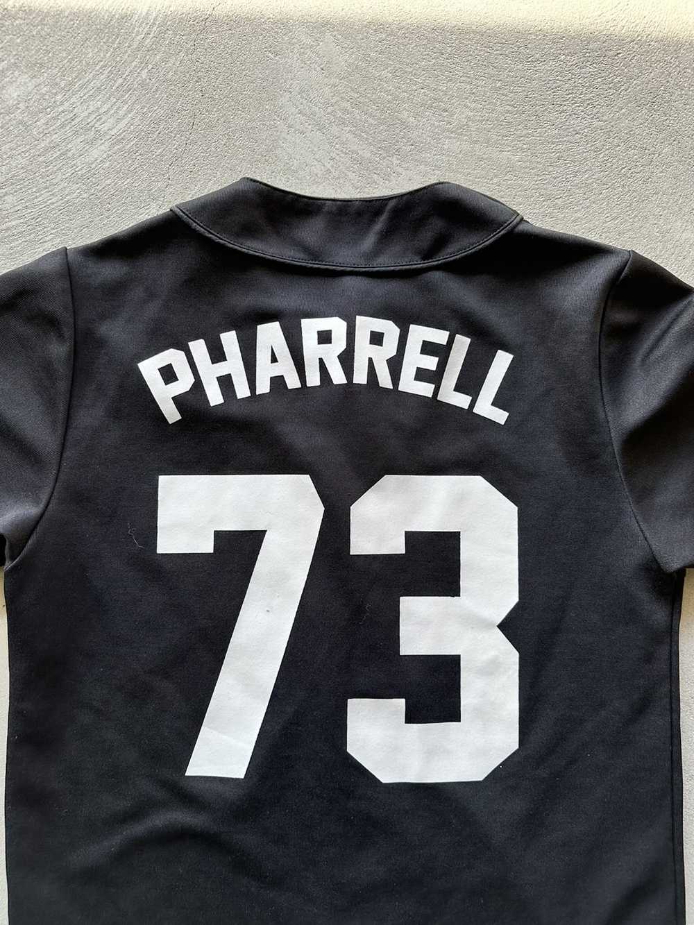 Les Artists × Pharrell Les Art(ists) Pharrell 73 … - image 3