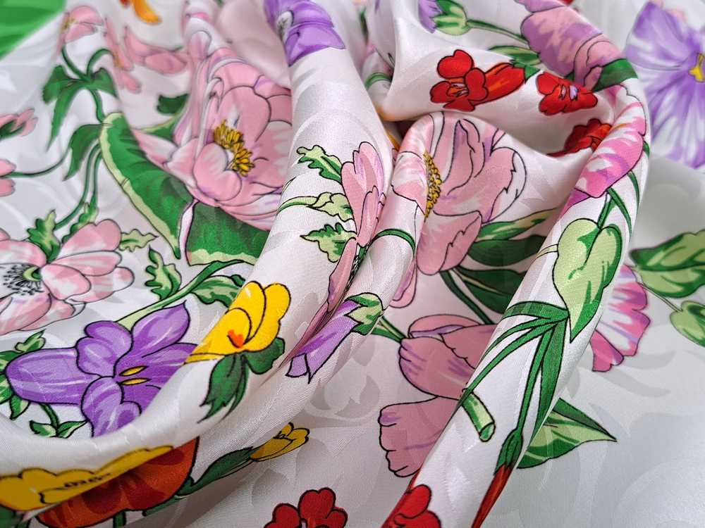 Italian Designers Floral jacquard silk scarf. Mad… - image 10