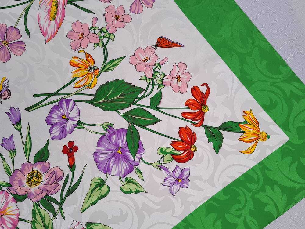 Italian Designers Floral jacquard silk scarf. Mad… - image 5