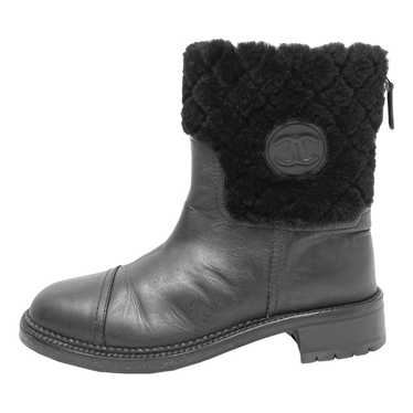 Chanel Leather snow boots