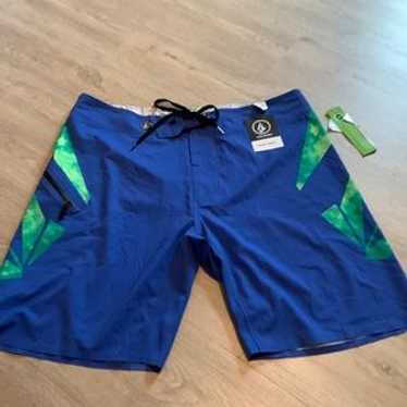 Nwt Volcom Size 36 - image 1
