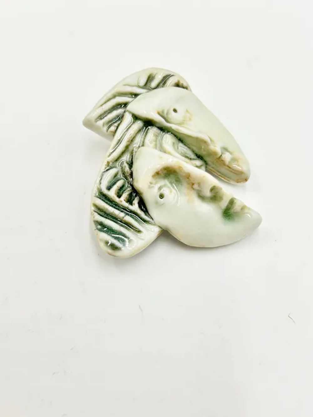 Vintage Ceramic Face Brooch Hand Crafted and Glaz… - image 3