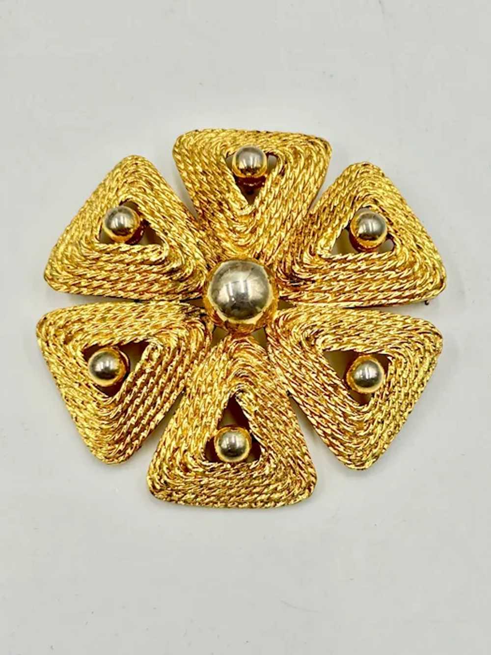 Signed Hattie Carnegie Gold Tone Flower Pin Brooc… - image 4