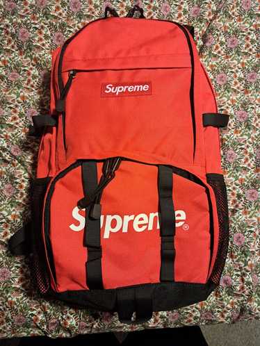 SOLD❗️‼️❌ @owen_mchale28 Supreme Backpack ss17 Used, 2 small rips on the  side pockets Size: OS H/o: ??? Bin: $180 Negotiable/trades