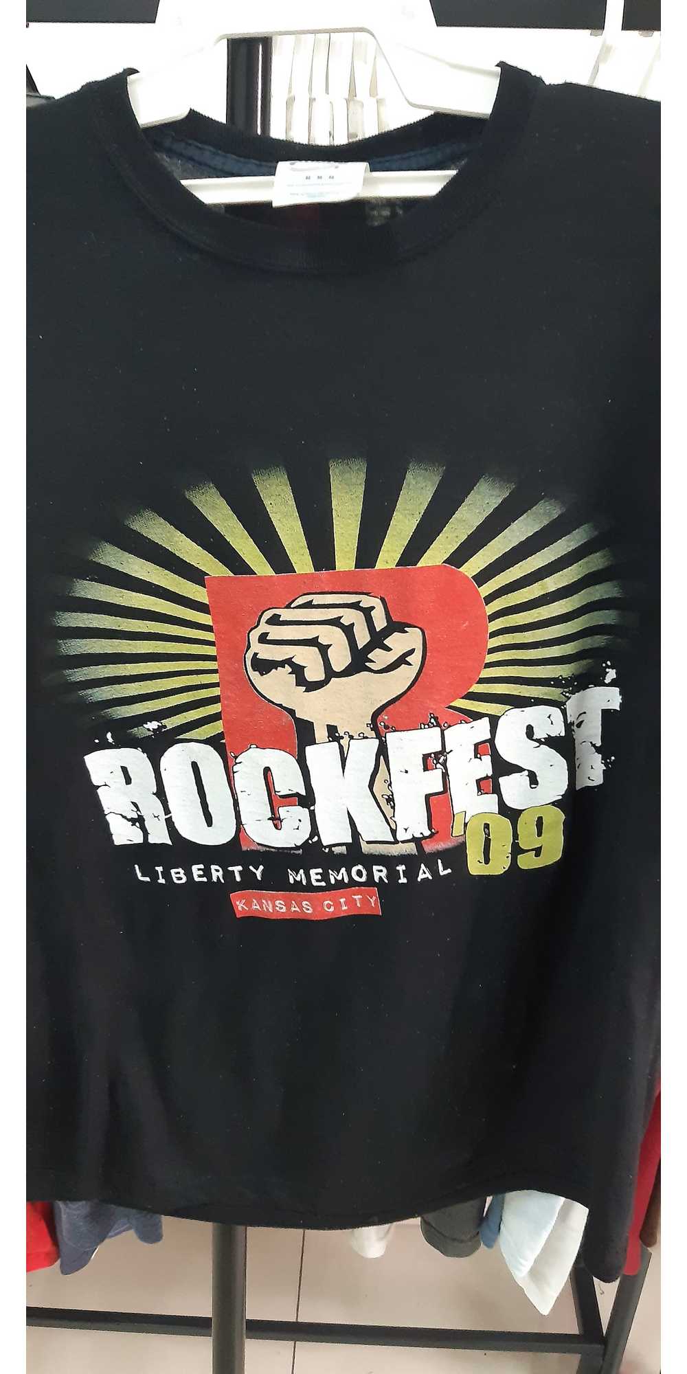 Jerzees Vintage 2009 RockFest - image 2