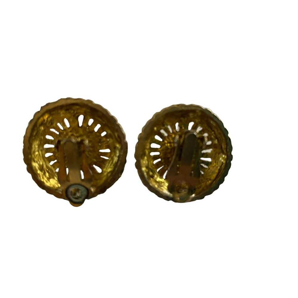 Other Vintage Goldtone round clipon earrings with… - image 2