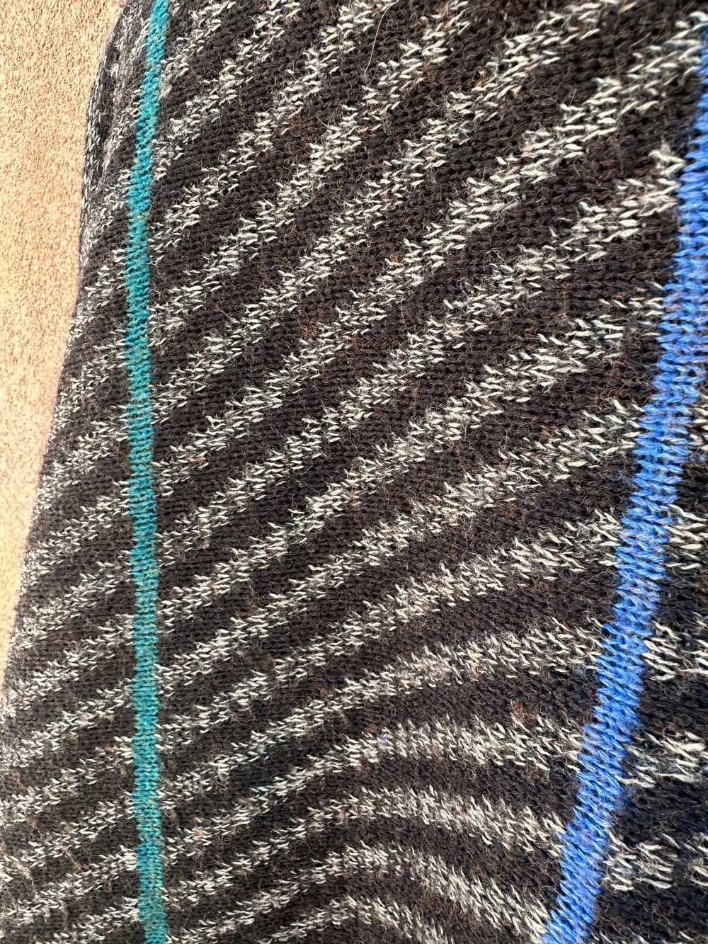 1980's Levi's Striped Sweater - image 2