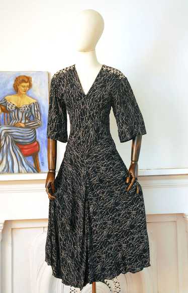 Nicole Miller Sketch Print 40s-style Dress / 1990s - image 1