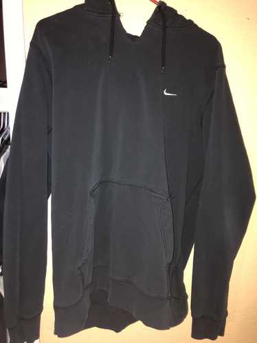 Nike × Vintage Faded black nike hoodie small swoos