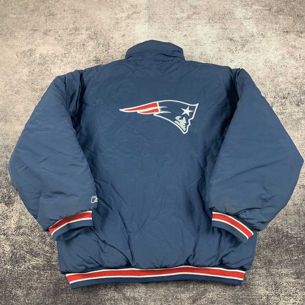 bzrk_available Vintage NFL New England Patriot Sweatshirt Size: L