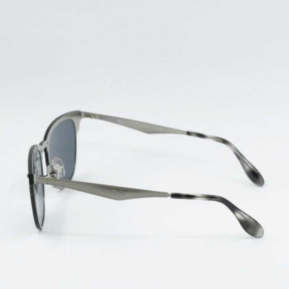 Ray-Ban Sunglasses - image 6