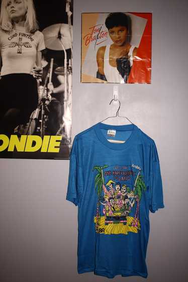 Vintage 80s Aruba T-Shirt (One Happy Artistic Isla
