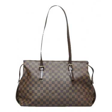 Damier Ebene Chelsea Shoulder Bag, Louis Vuitton (Lot 138 - The Important  Winter AuctionDec 5, 2020, 9:00am)