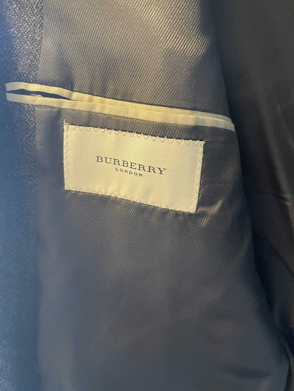 Burberry Burberry men's sport jacket in 44L - image 3