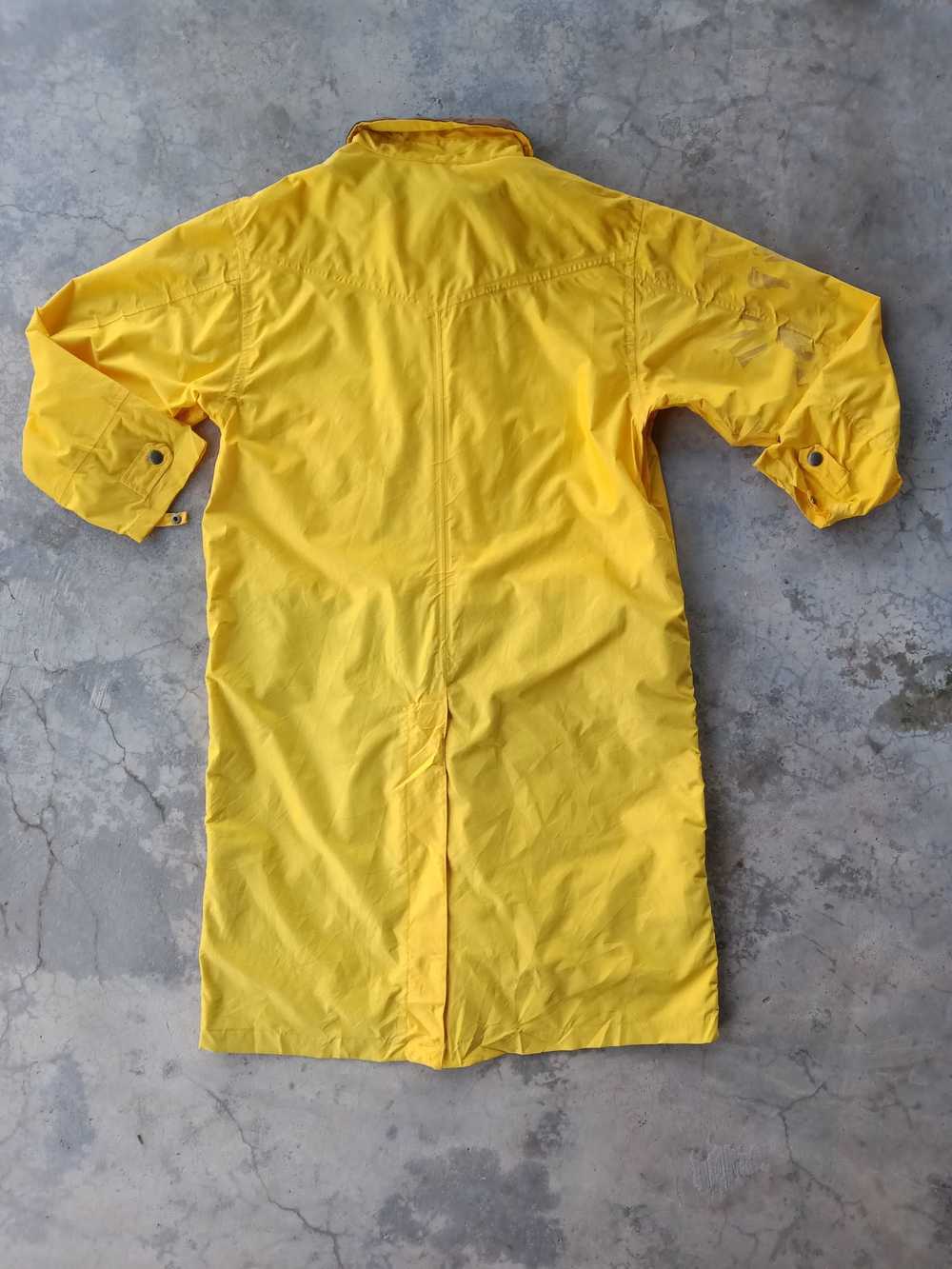 Marlboro Yellow Marlboro Lights Jacket - image 10