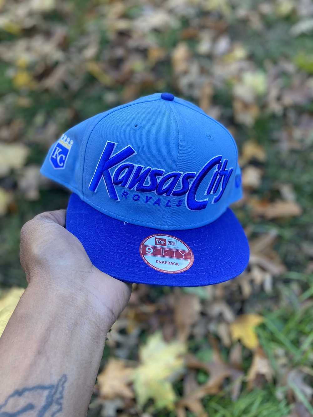 Women's 5th & Ocean by New Era Royal Kansas City Royals Vintage