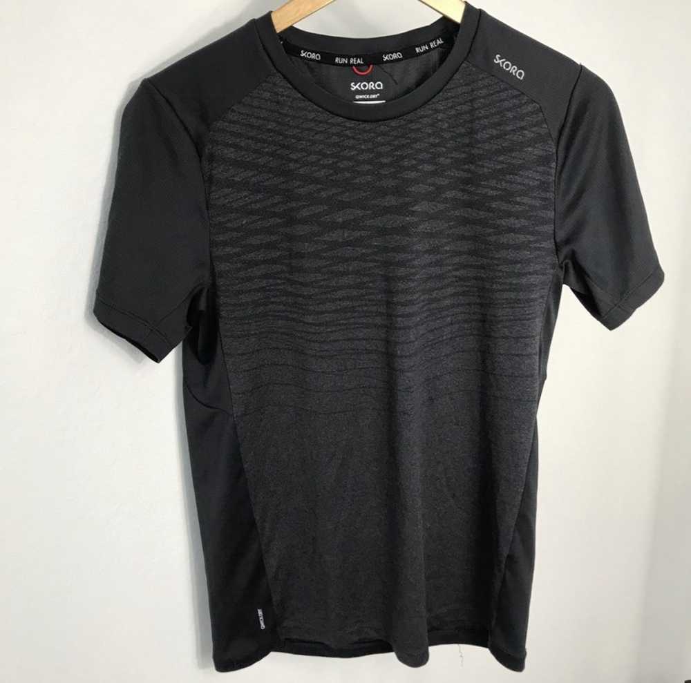 Other Skora Qwik Dry Running Tee Size Small - image 1