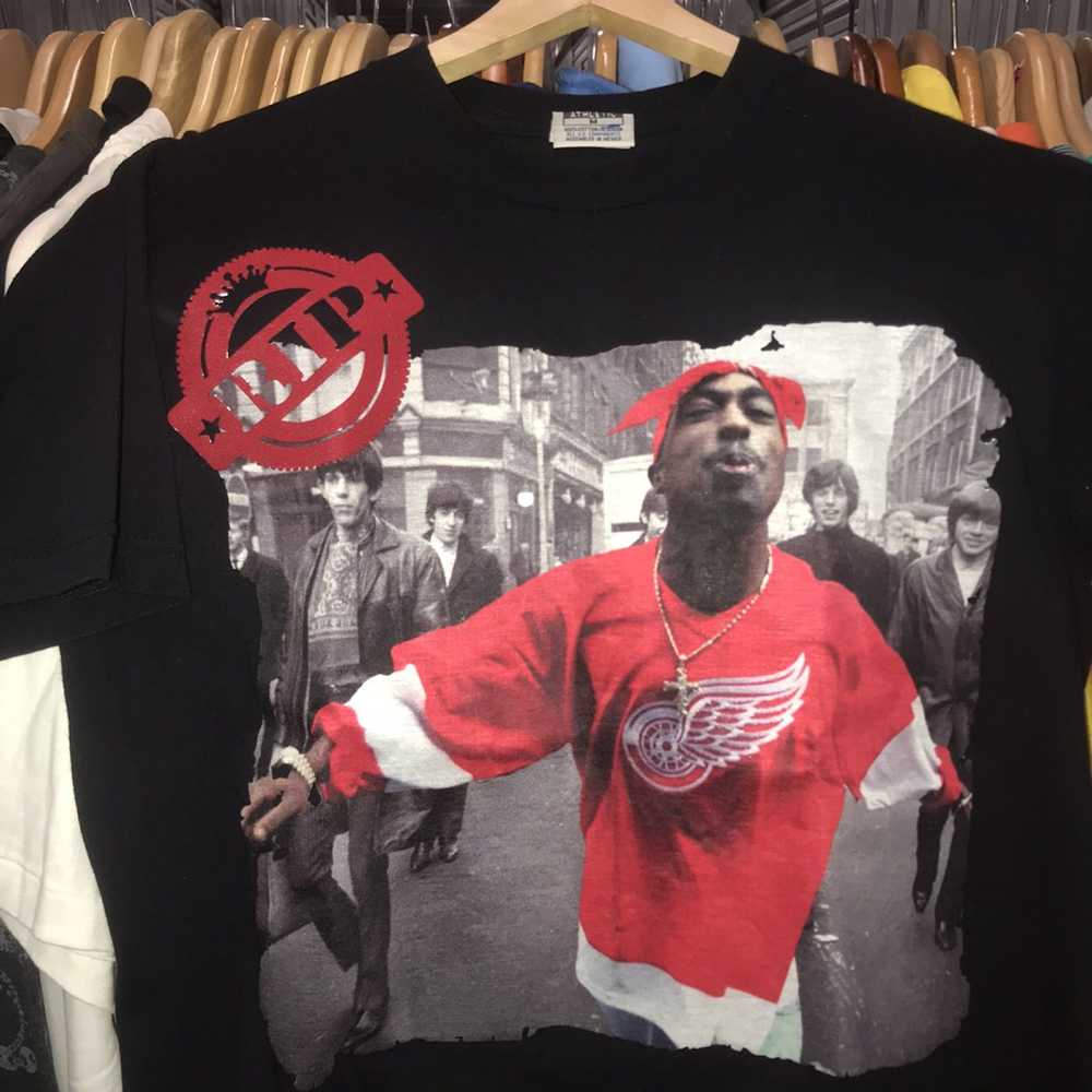 Rap Tees Y2K Tupac Infamous Red Wings Memorial T-… - image 2