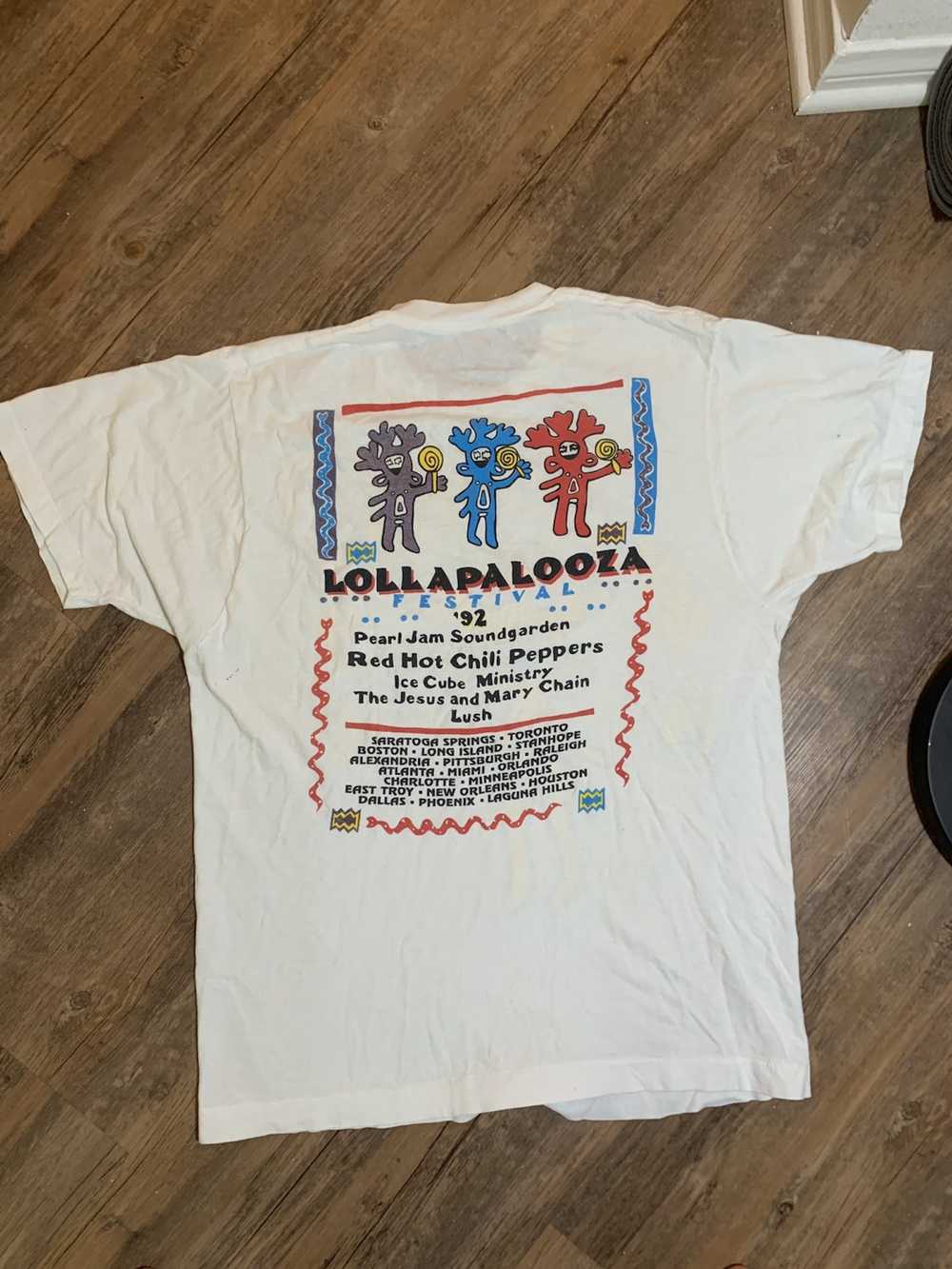 Vintage ORIGINAL 1992 LOLLAPALOOZA SHIRT VINTAGE - image 2