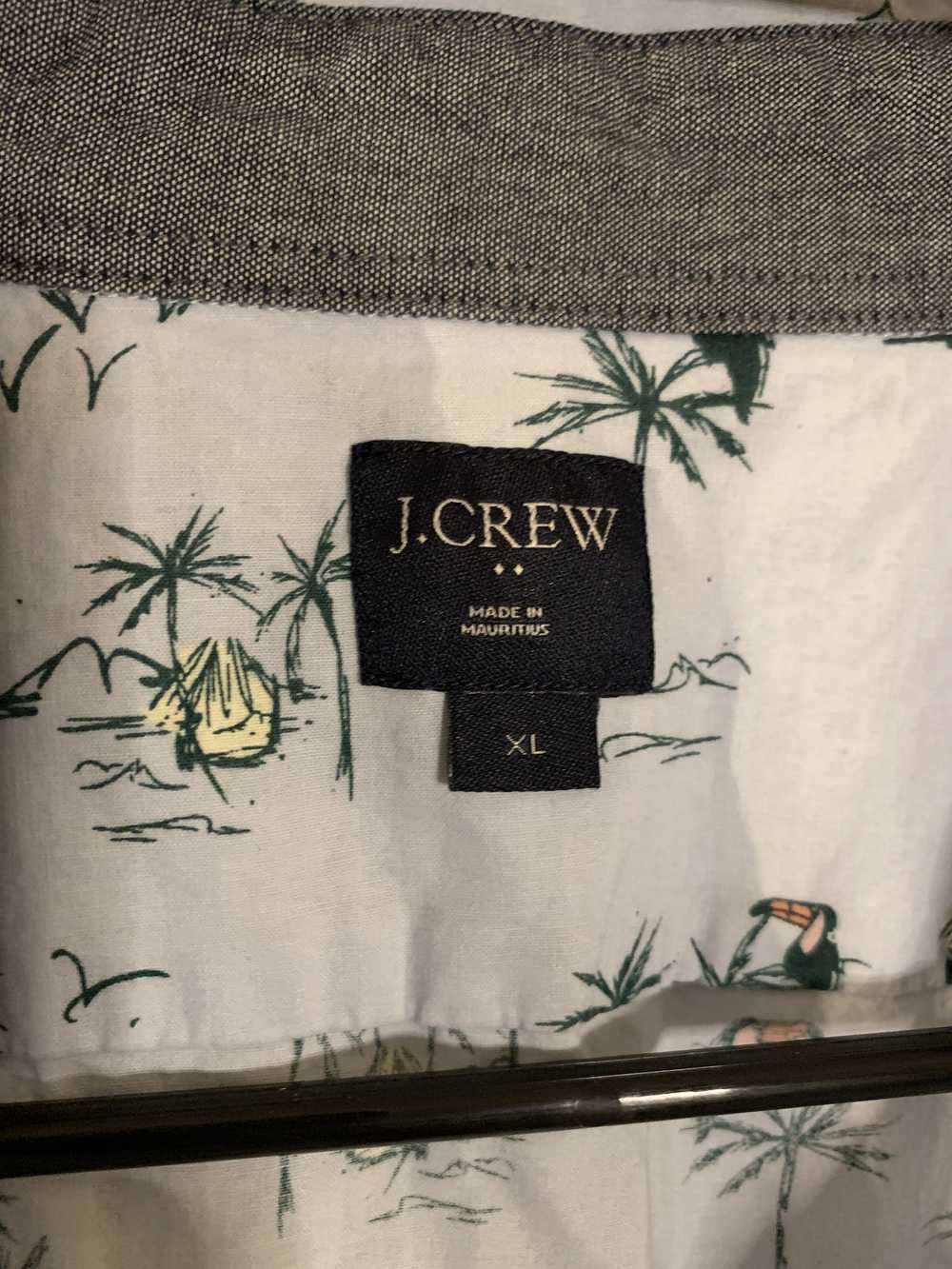 J.Crew J Crew Tropical Short-Sleeves Button-Down - image 3