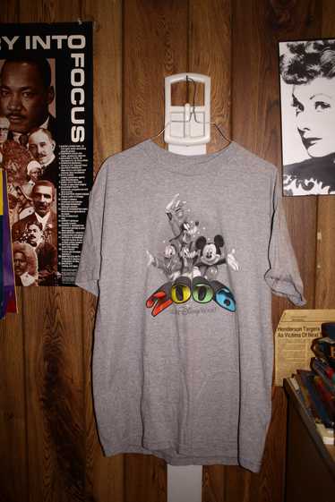 Disney × Vintage 2006 Walt Disney World T-Shirt (S