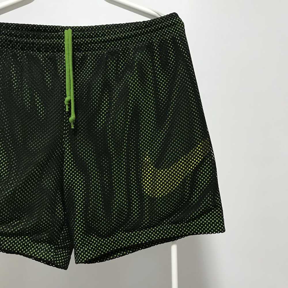 Nike × Streetwear × Vintage NIKE Vintage Shorts S… - image 5