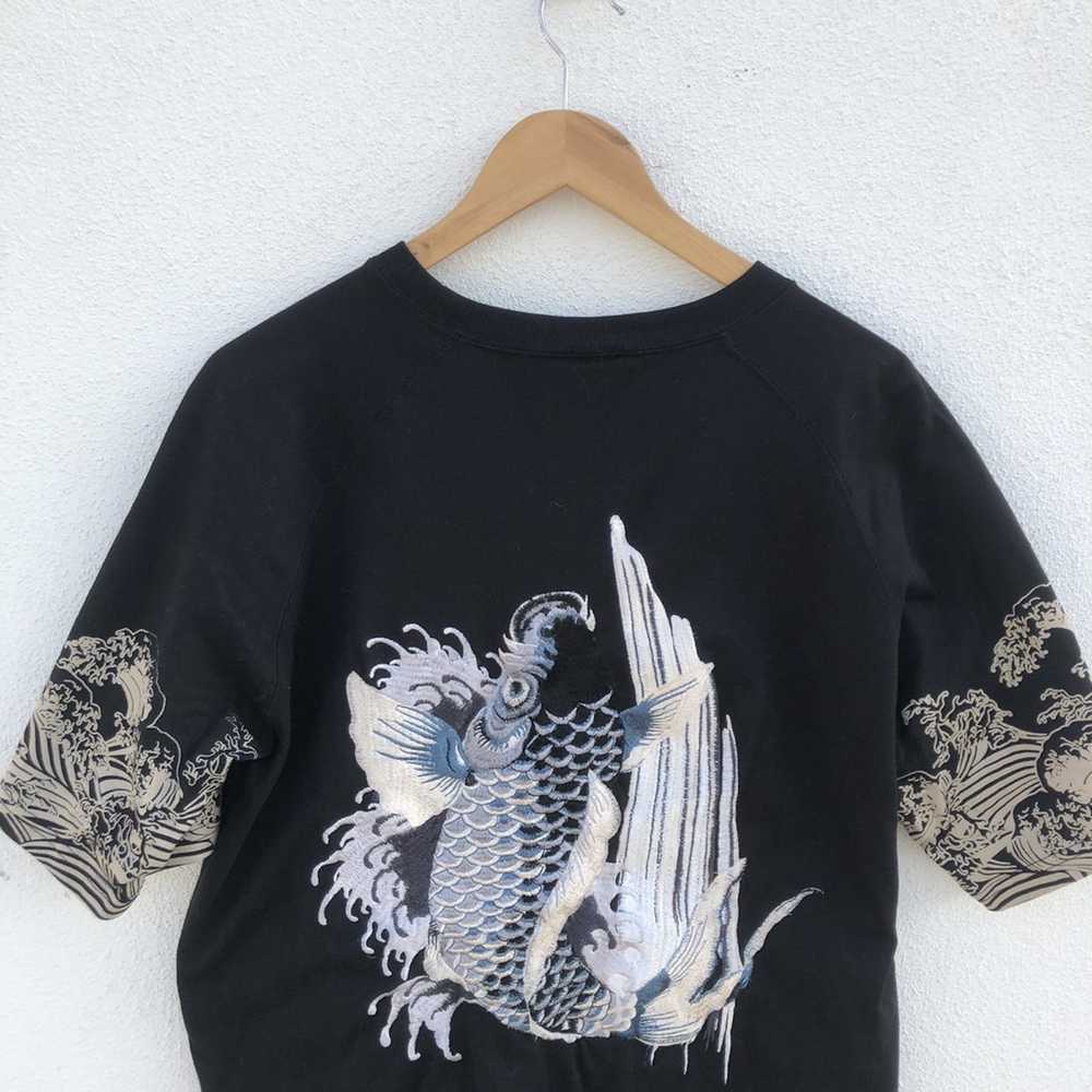 Sukajan T Shirts Japanese Script Koi Fish Embroid… - image 2