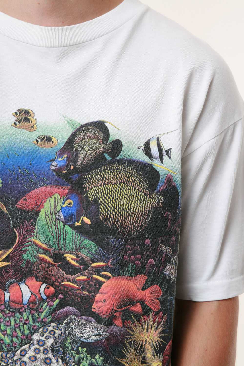 Other UNDERWATER Fishes Vintage Graphic Print T-s… - image 6