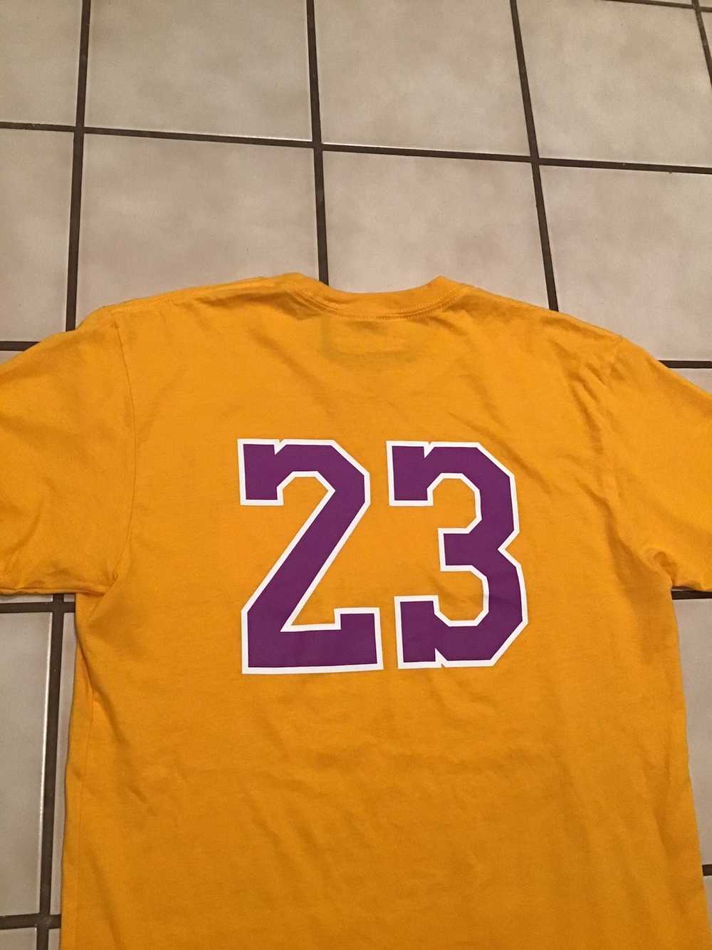 Lebron James Los Angeles Lakers Homage Number 6 T-shirt - Bluecat