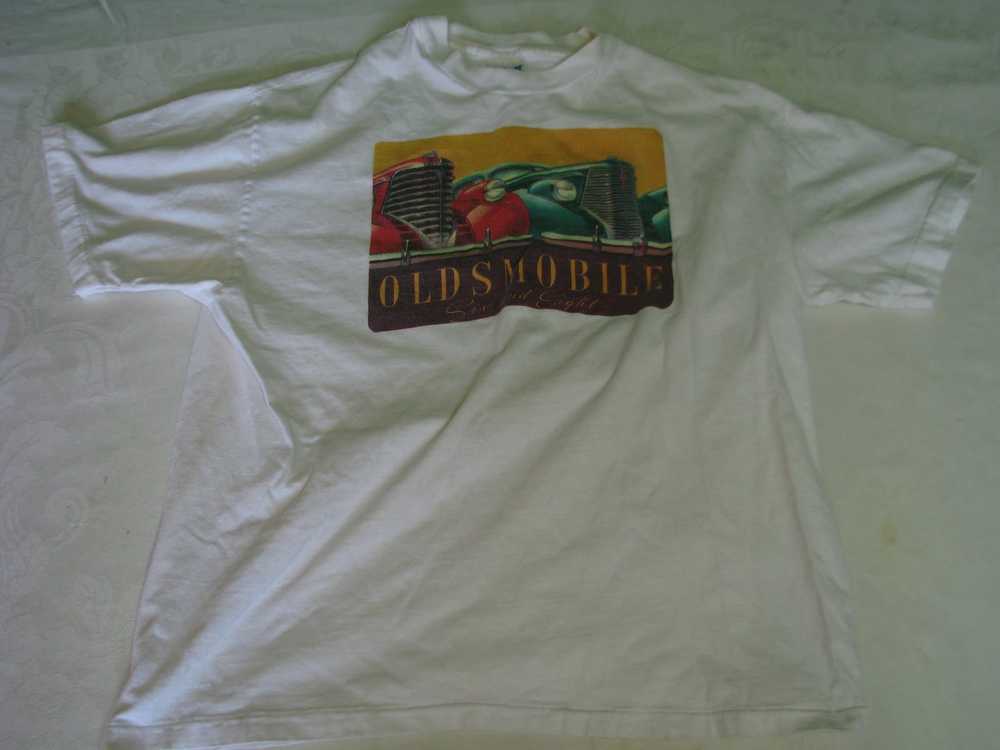 Vintage Vintage Oldsmobile Six And Eight T-Shirt - image 2