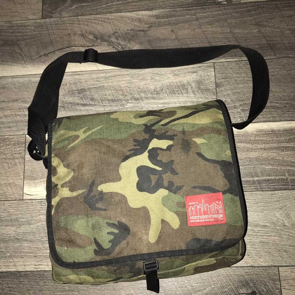 Manhattan Portage Made in NY Woodland Camo Side B… - image 1