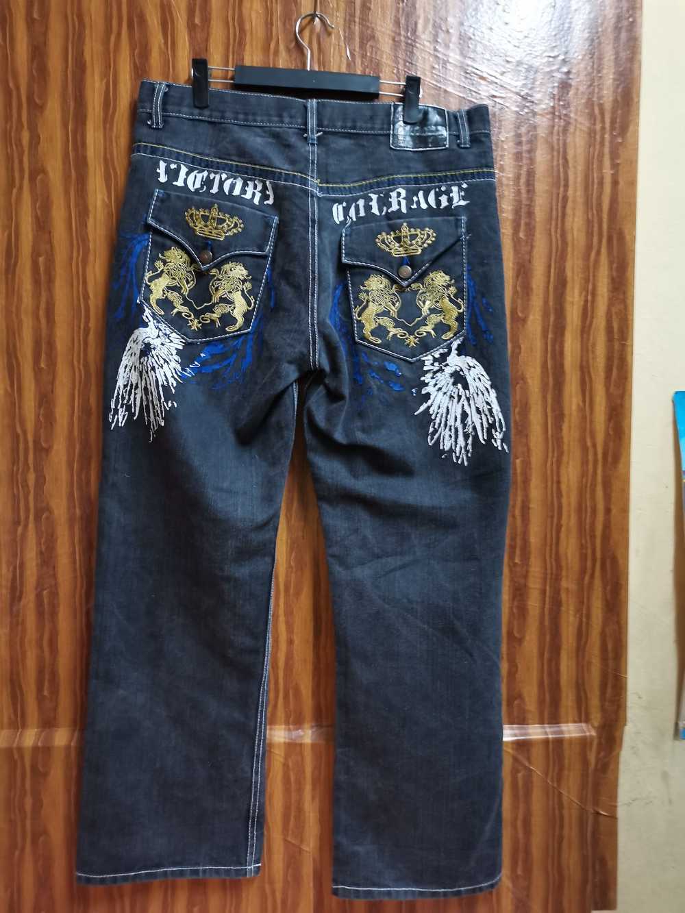 Vintage Jeans red ape with lion - Gem