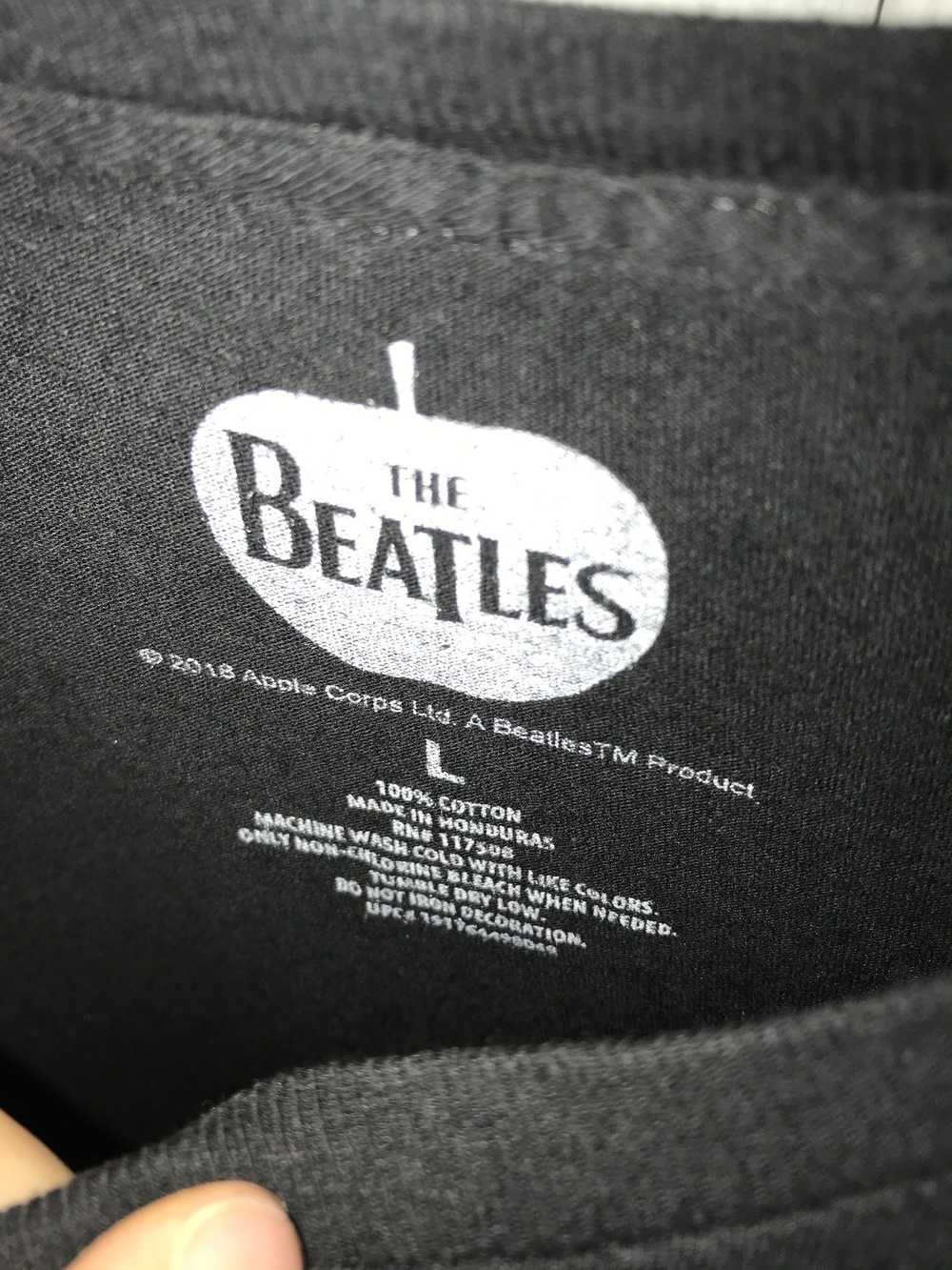 Nike The Beatles Abbey Road Album Cover Black T-S… - image 4