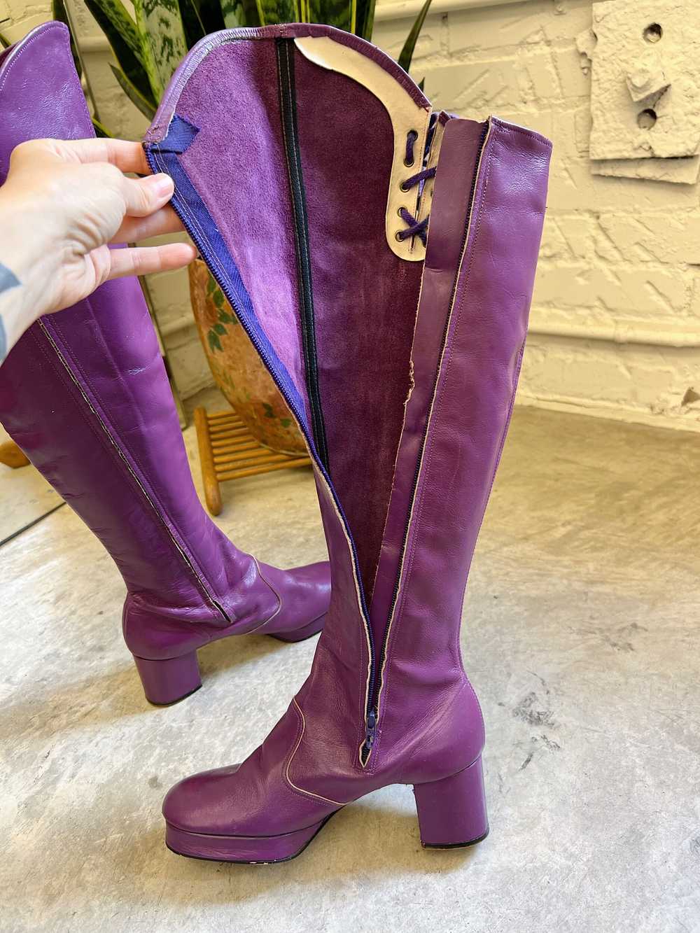 60s/70s Purple Leather Go-Go Boots, Size 6.5 - image 3