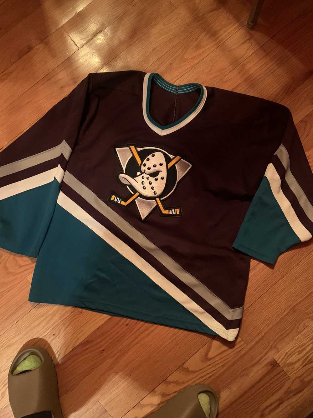 Today in Anaheim Ducks history on X: 3/16/2021: The #NHLducks debut their # ReverseRetro Breakout jerseys, modeled after their 1995 third jerseys  featuring mascot @WildWingANA bursting out from an ice surface.   /