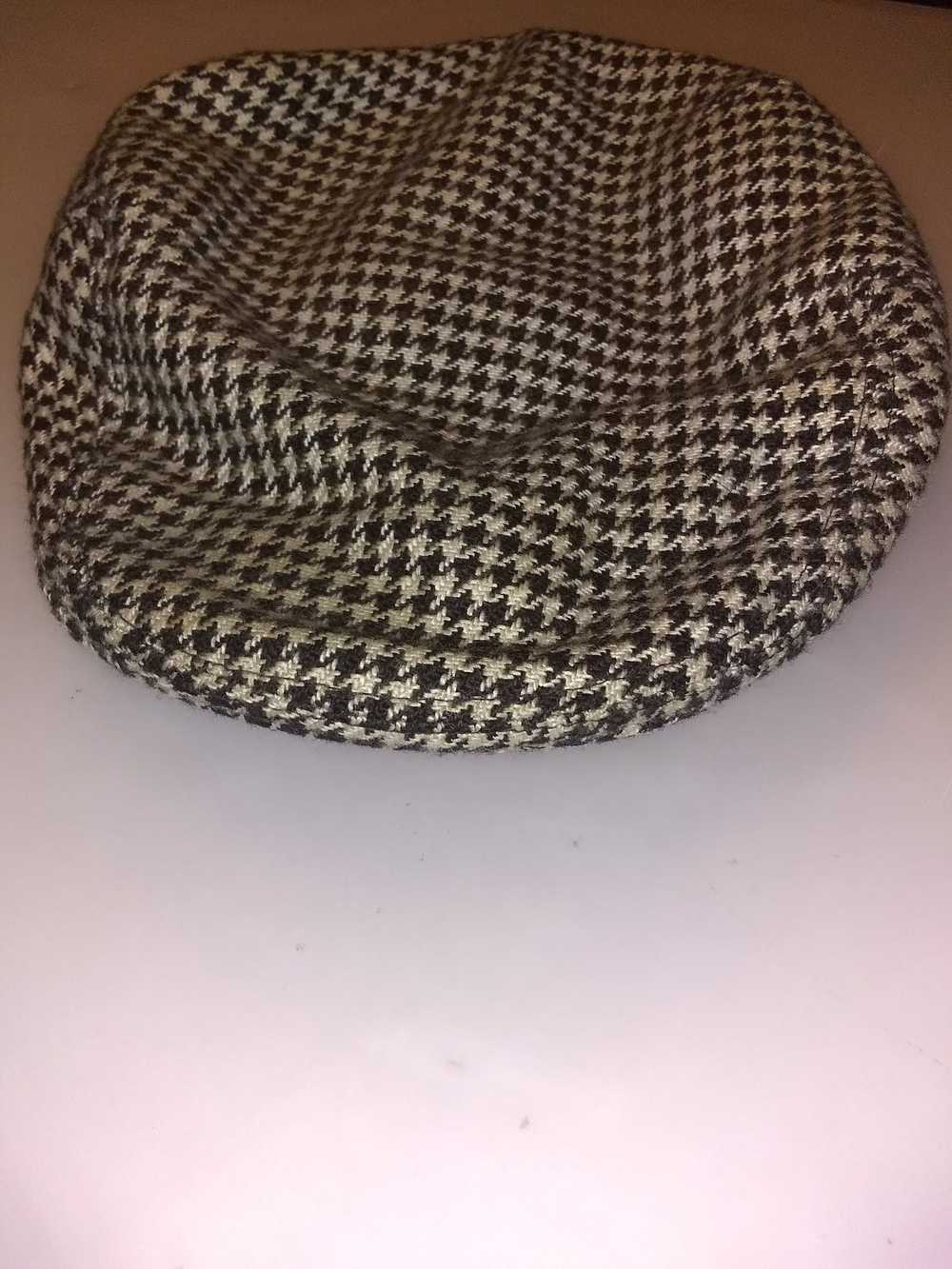 Unlisted James Collins tailored dogtooth cabbie - image 2