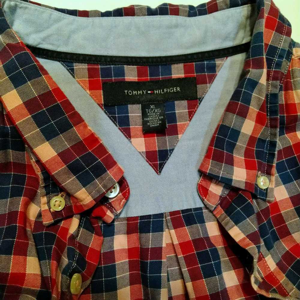 Tommy Hilfiger shirt - image 4