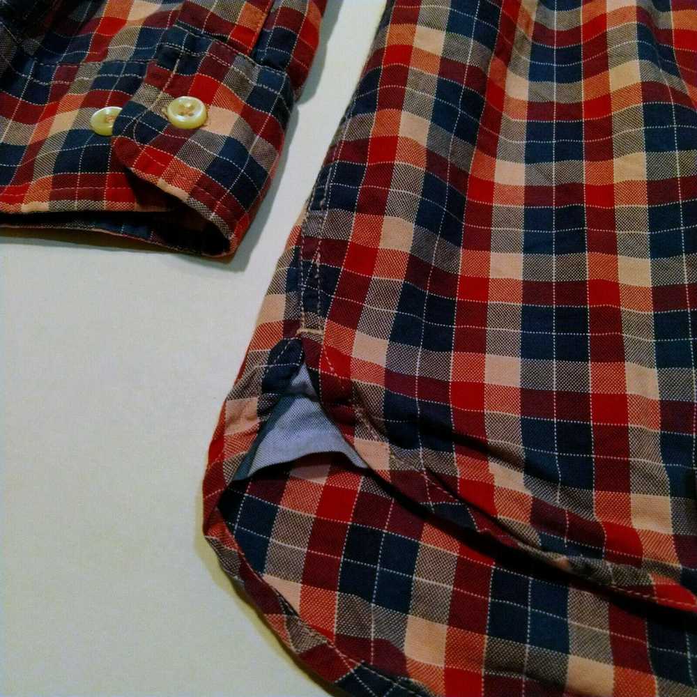 Tommy Hilfiger shirt - image 7