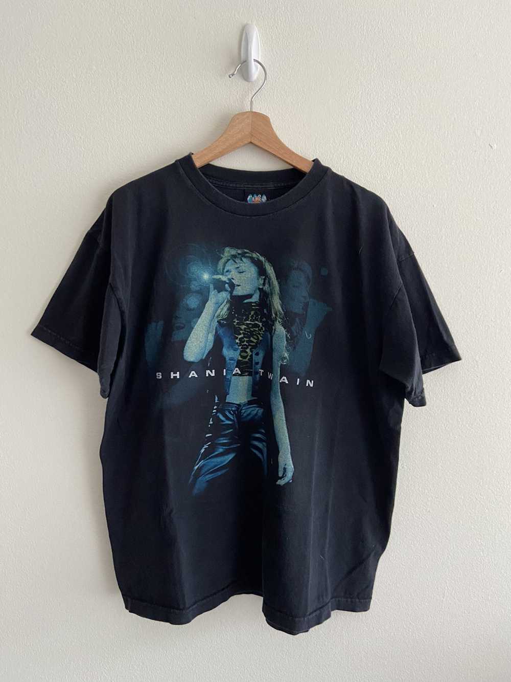 Vintage Vintage 90s 1999 Shania Twain Tour T-Shir… - image 1