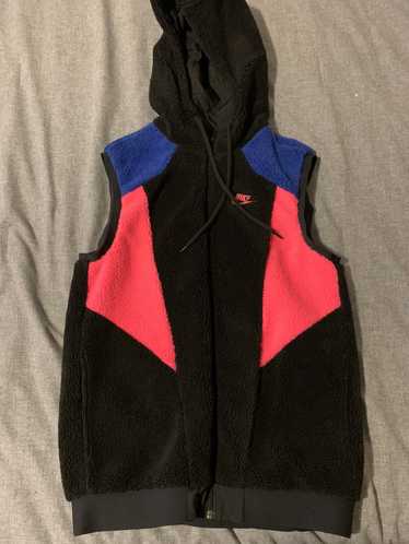 Nike Nike Hooded Men’s Sherpa Reversible Vest - image 1