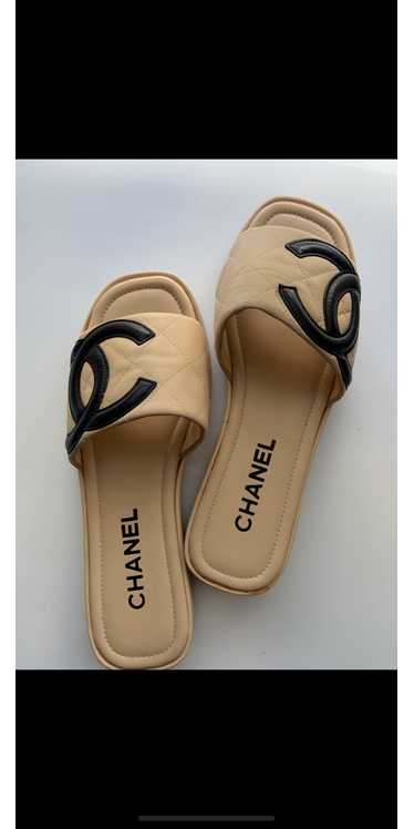 Chanel Chanel Cambon Leather Slides