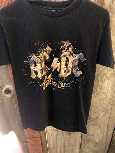 AC/DC. “Rock Or Bust” Tour Shirt. 2015. Black - Gem