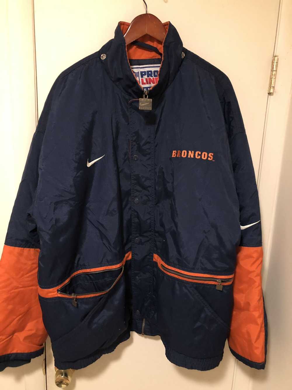 Nike × Vintage Vintage Denver Broncos 🐴 Jacket B… - image 3