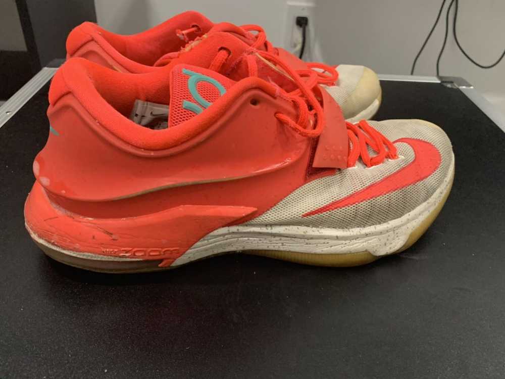 Nike KD 7 “Eggnog” Christmas special release size… - image 3